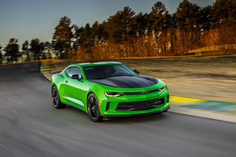 Illustration for article titled The Camaro 1LE Performance Pack Will Be The Best V6 Muscle Car You Can Buy